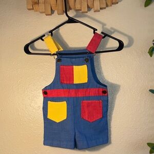 VINTAGE HEALTH-TEX 3T multicolored overalls with yellow and red pockets and stra